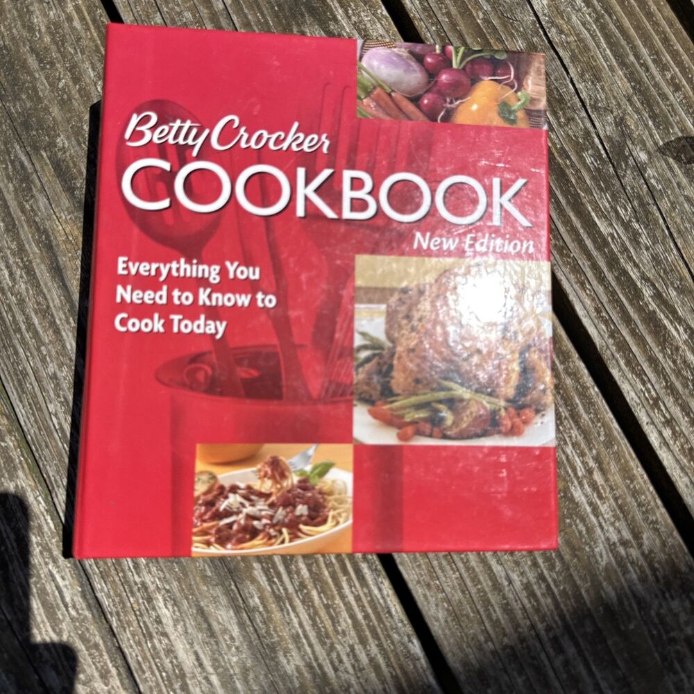 Betty Crocker Cookbook New Edition 2005 10th Ed GUC